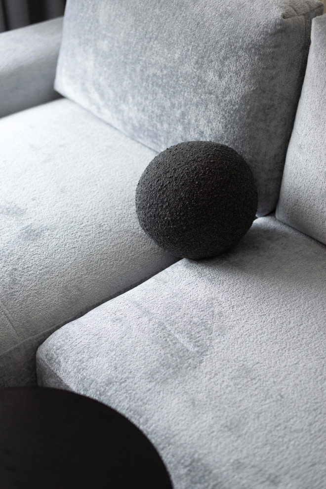 черно-белое