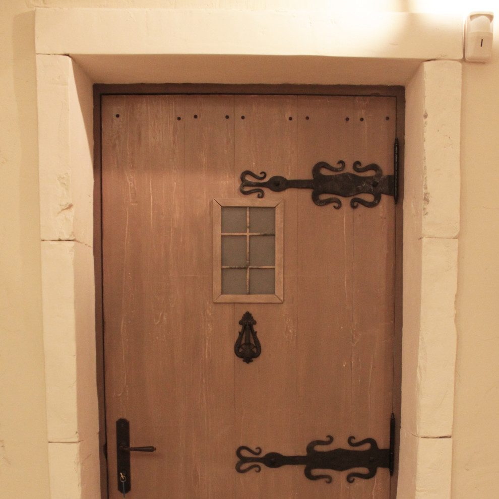 Реконструкция интерьера в загородном доме