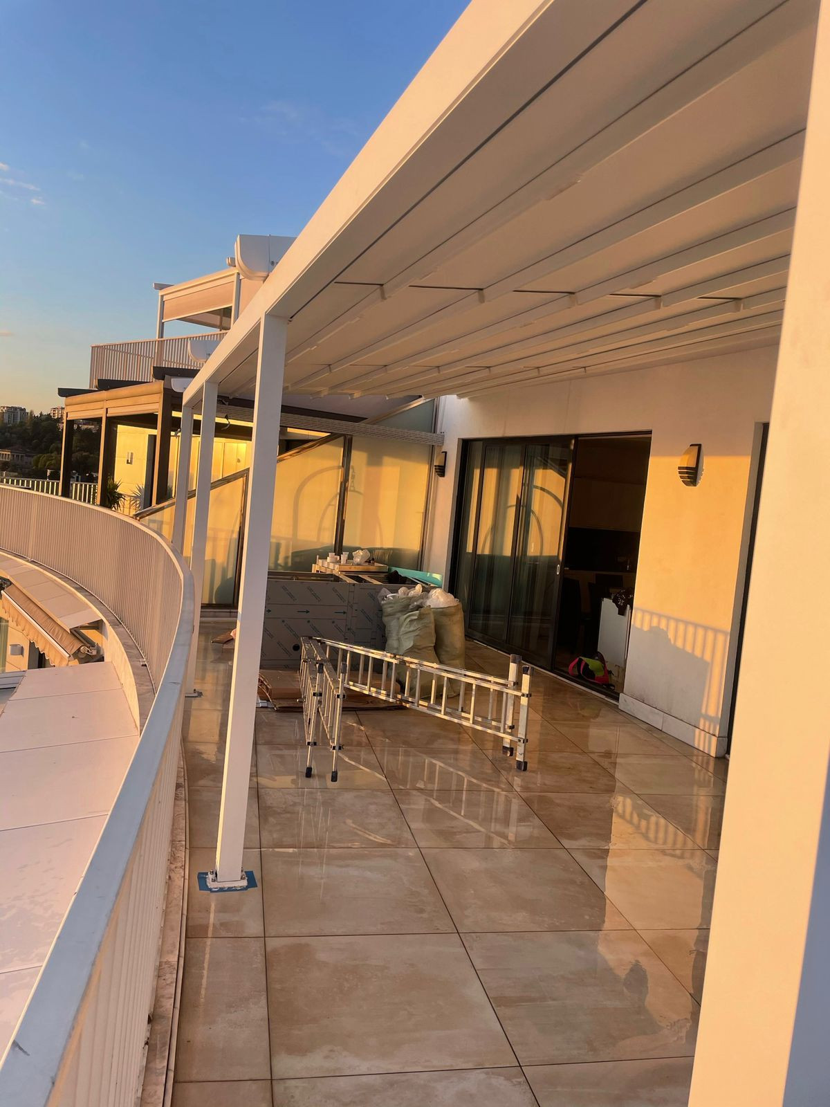 тентовая пергола на террасе