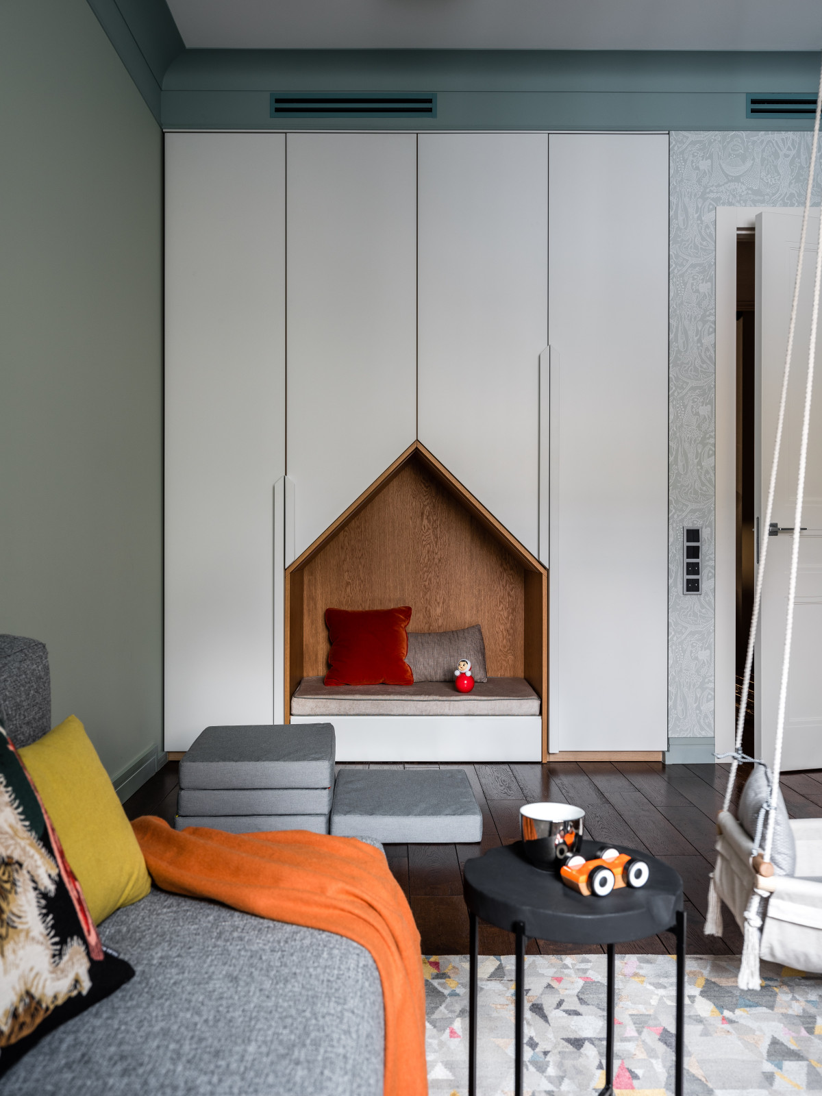 Квартира в современном доме в Казарменном переулке, общей S 117 кв.м.