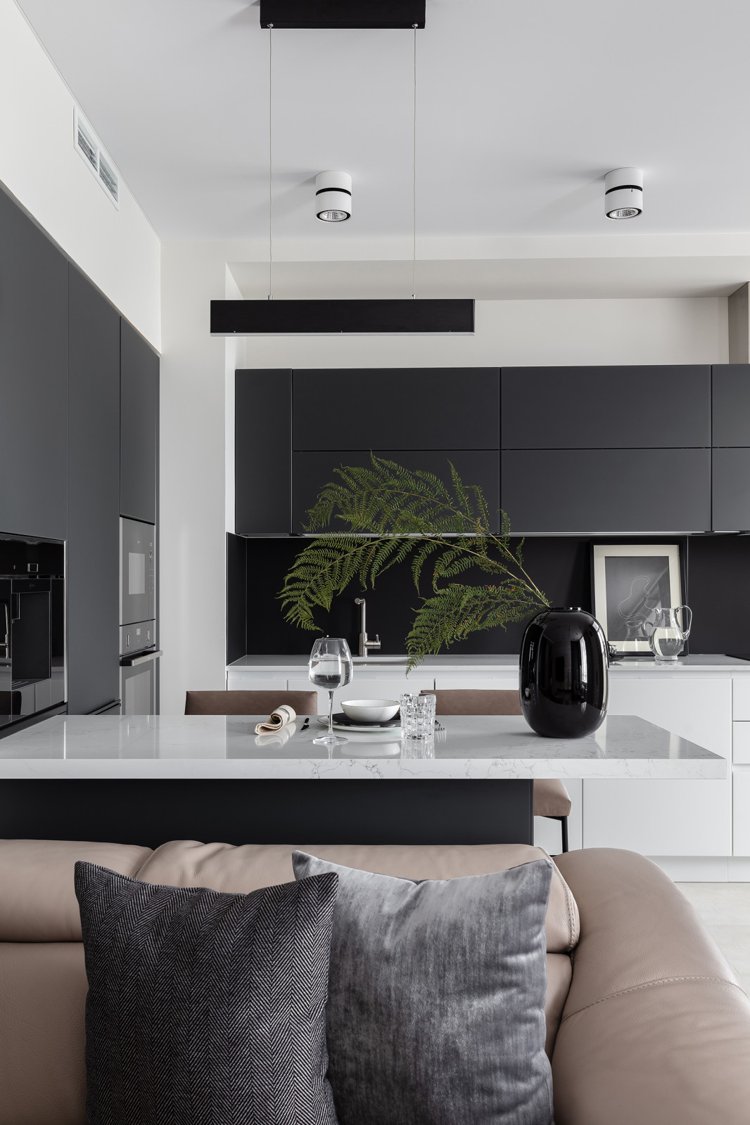 Контрастный минимализм