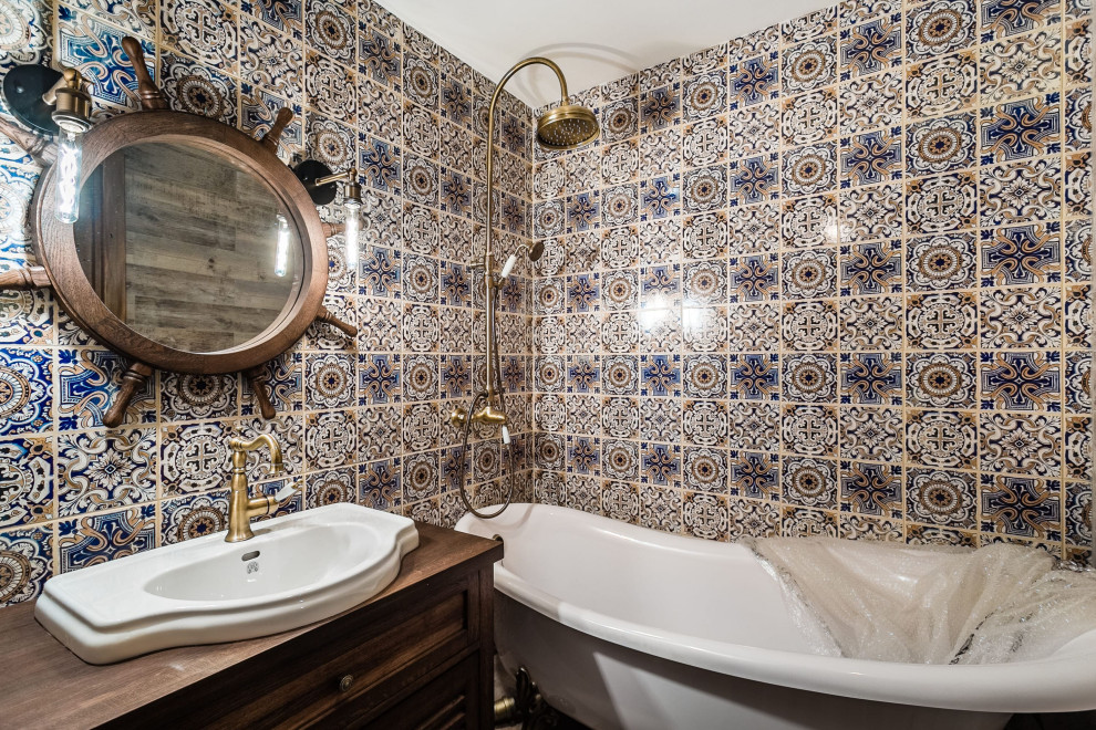 Первая остановка "Полярная станция"