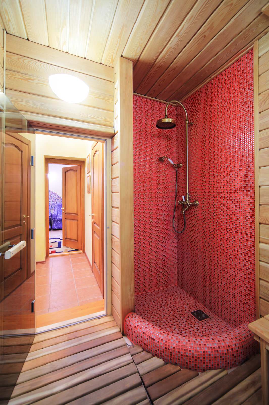 Интерьер коттеджа в яркий тонах(продолжение)