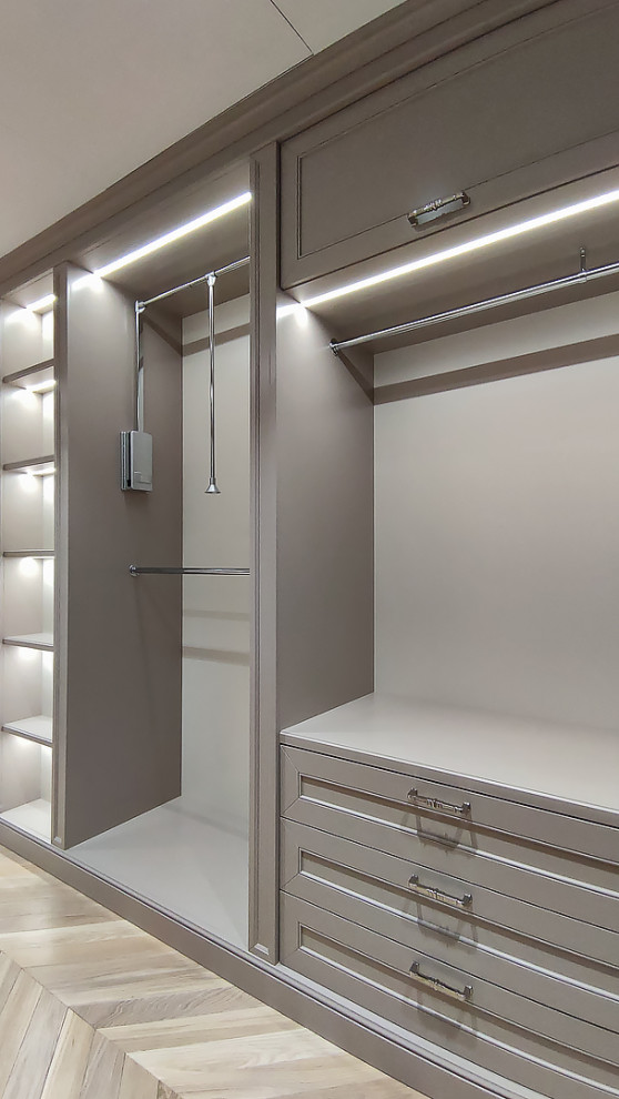 "ул. Академика Пилюгина"