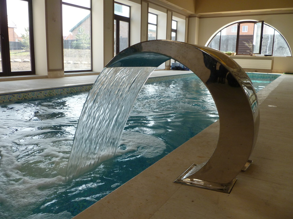 Водные аттракционы, массажные системы в бассейнах