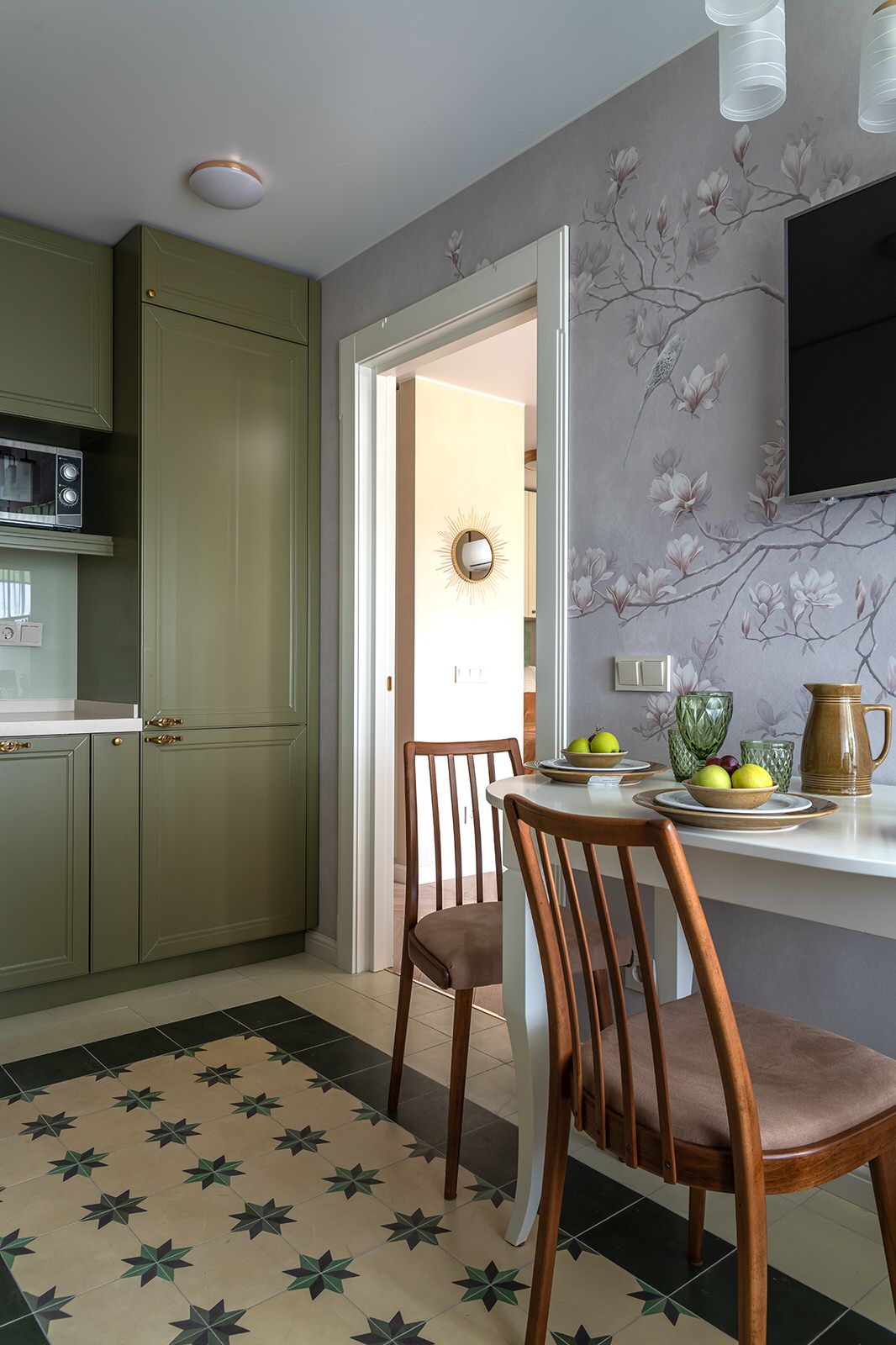 Маленькая квартира с весенними нотками. 38 м2. Серия дома П II-68.