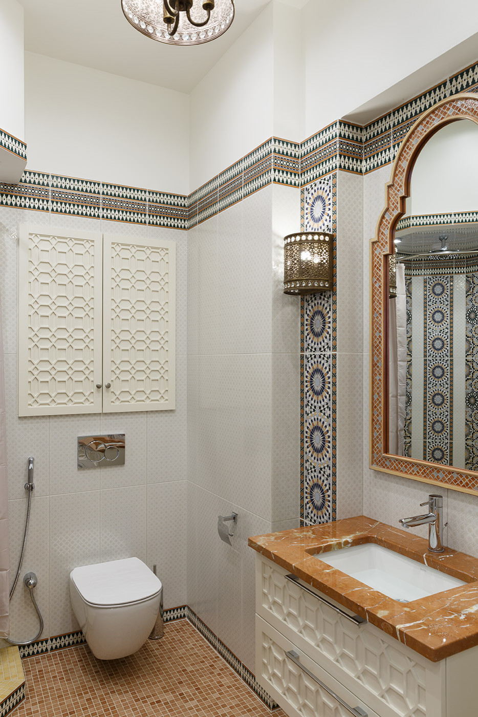 Обложка проекта: Мрамор Rosso Alicante. Столешница в санузел загородного дома