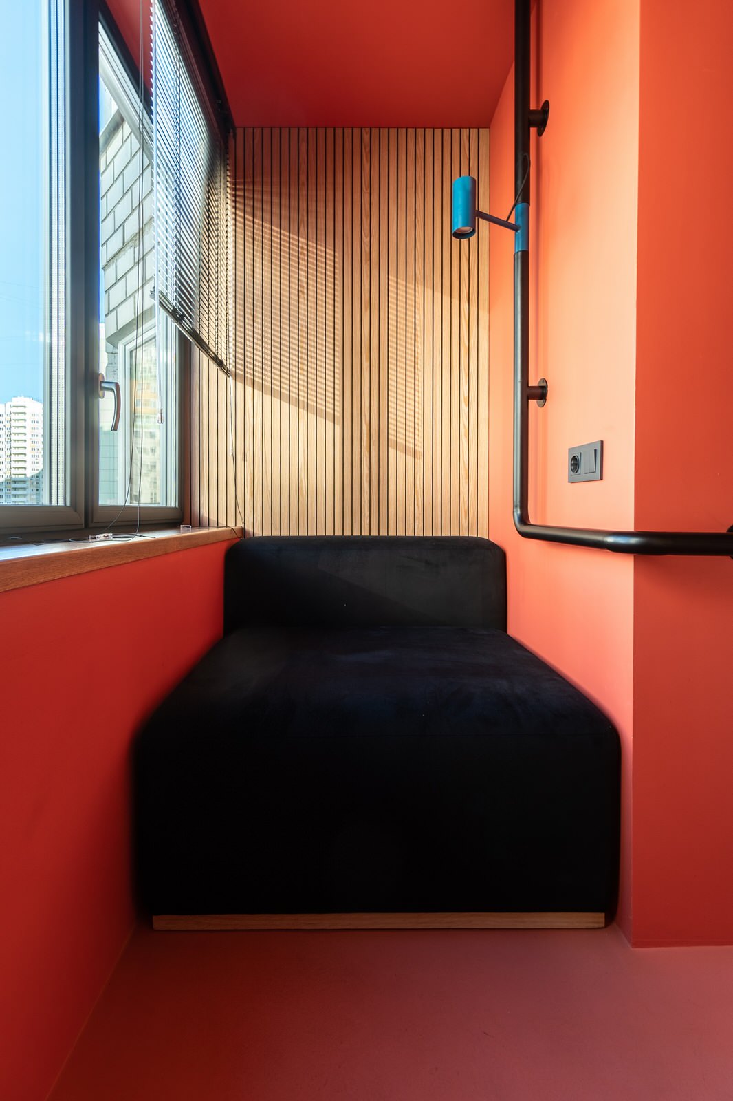 Кухня в коралловом ожерелье