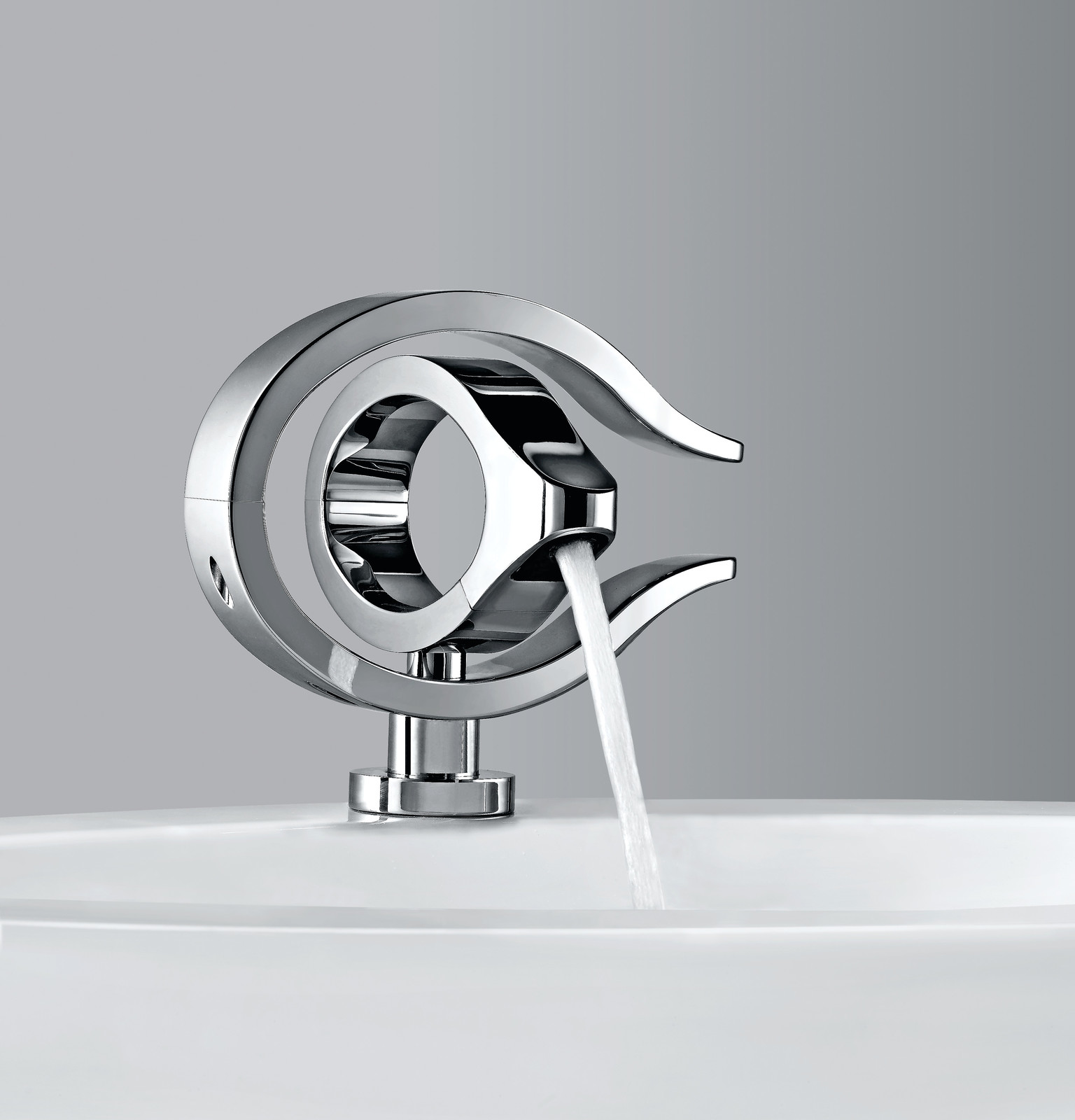 СМЕСИТЕЛЬ TIAARA