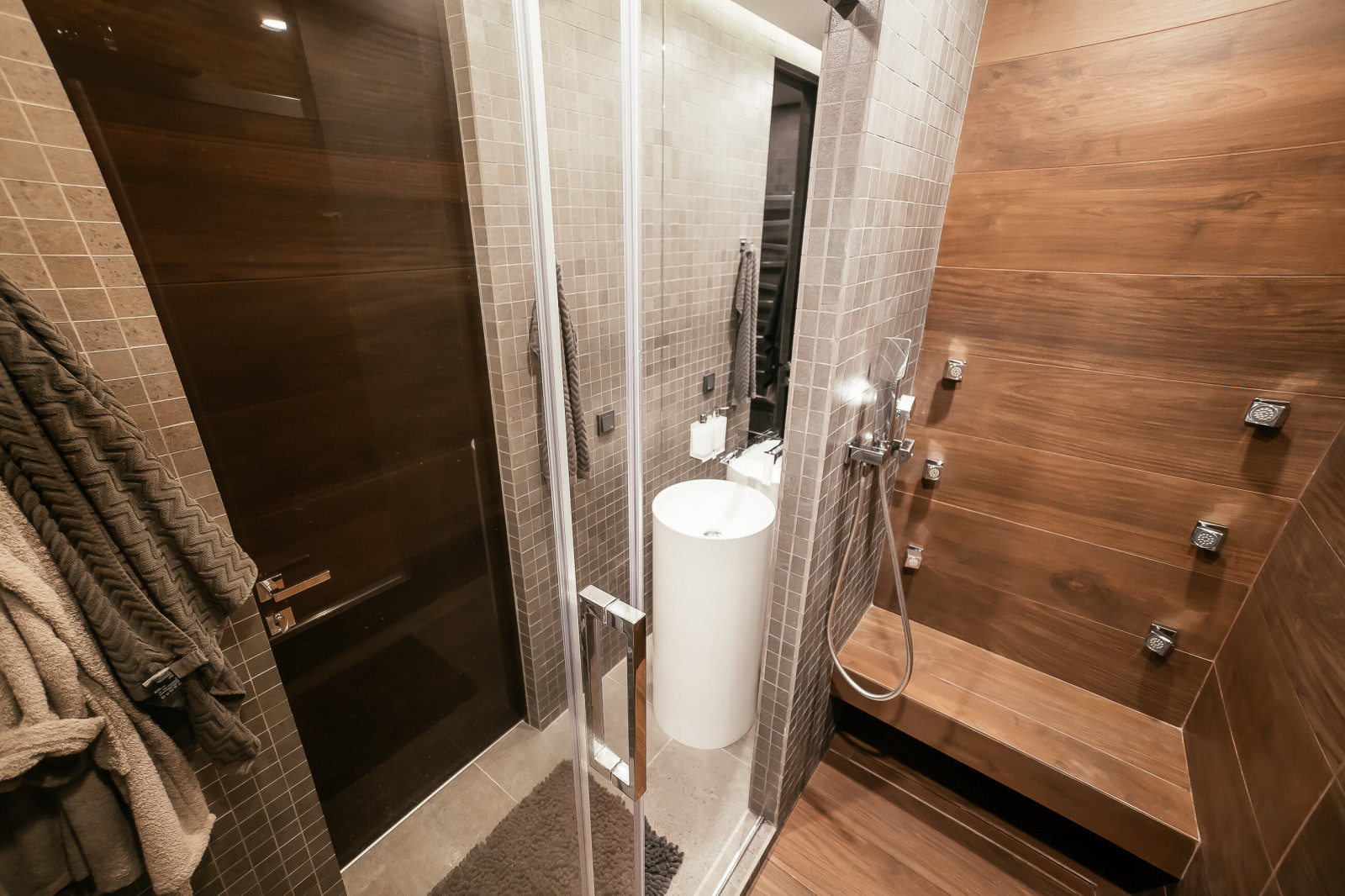 Novgorod House 2.0 (Photo)