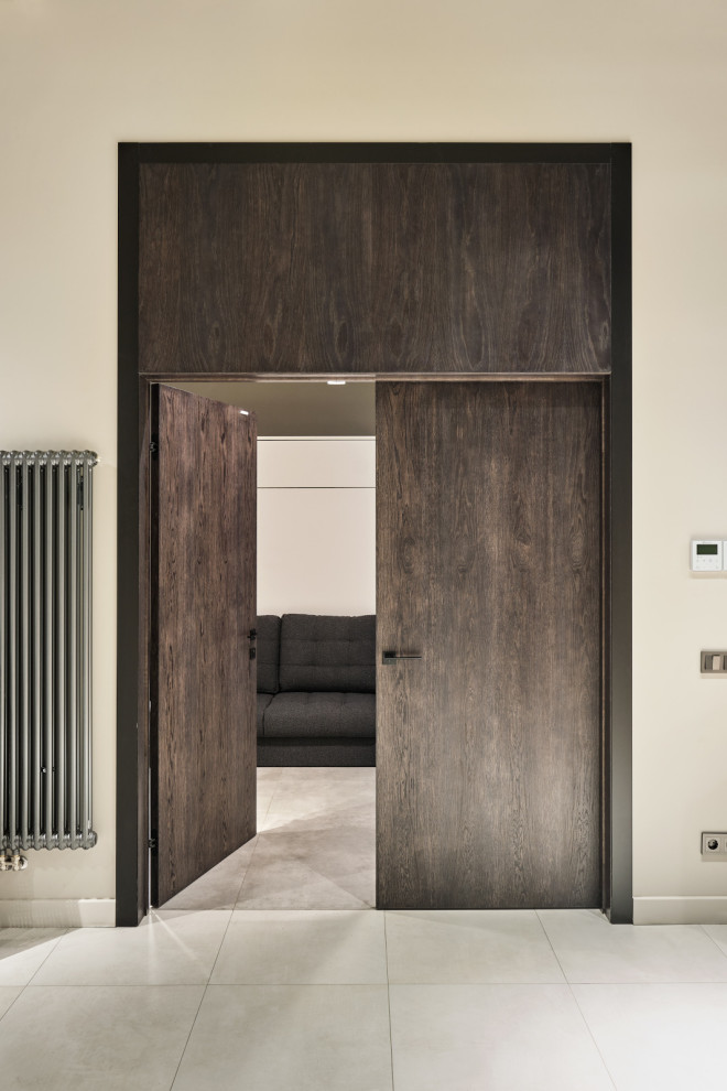 Высокие дубовые двери. 100% массив дуба.