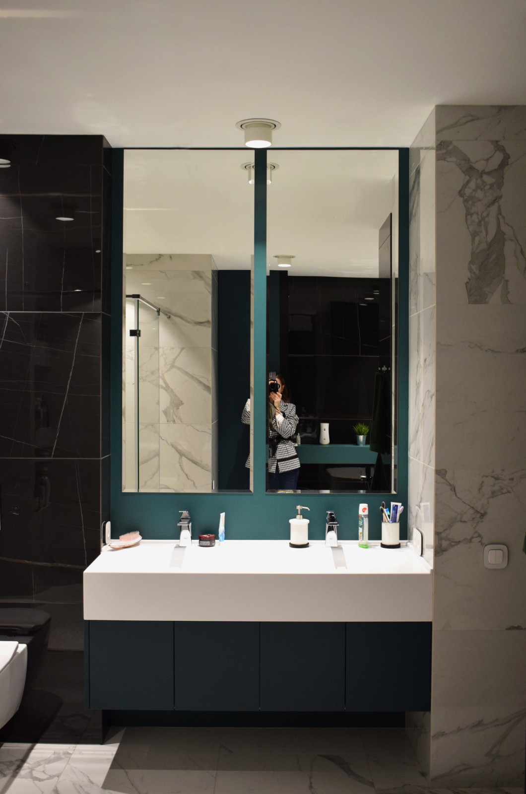 Квартира на 13 этаже  с витражным остеклением