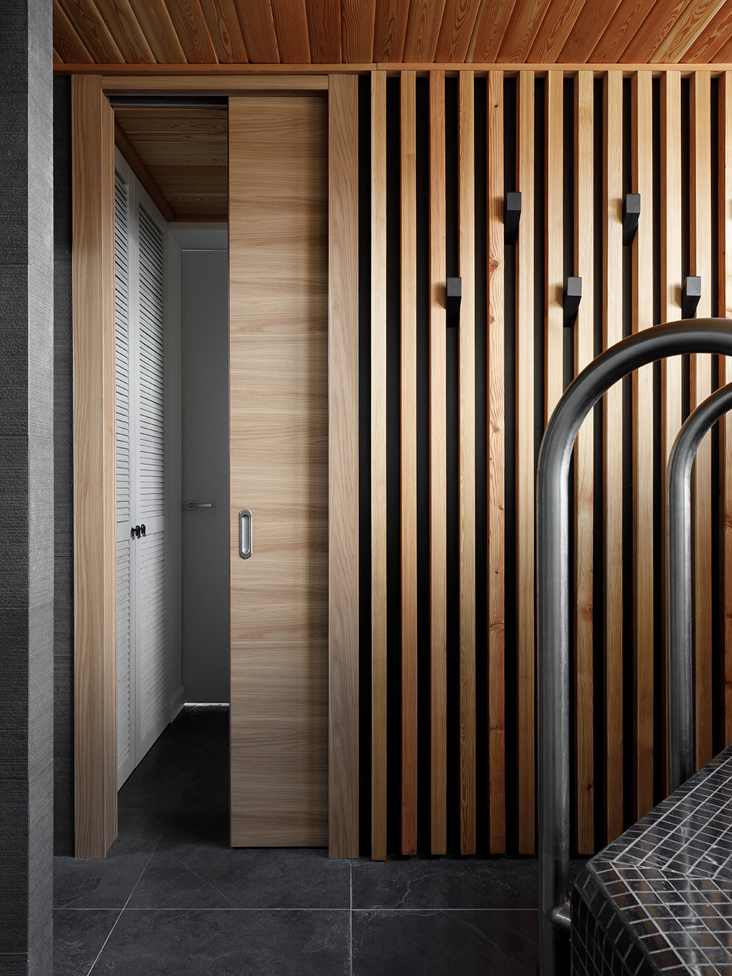 ЗАГОРОДНЫЙ ДОМ В ПОСЕЛКЕ «ОСТРОВ»