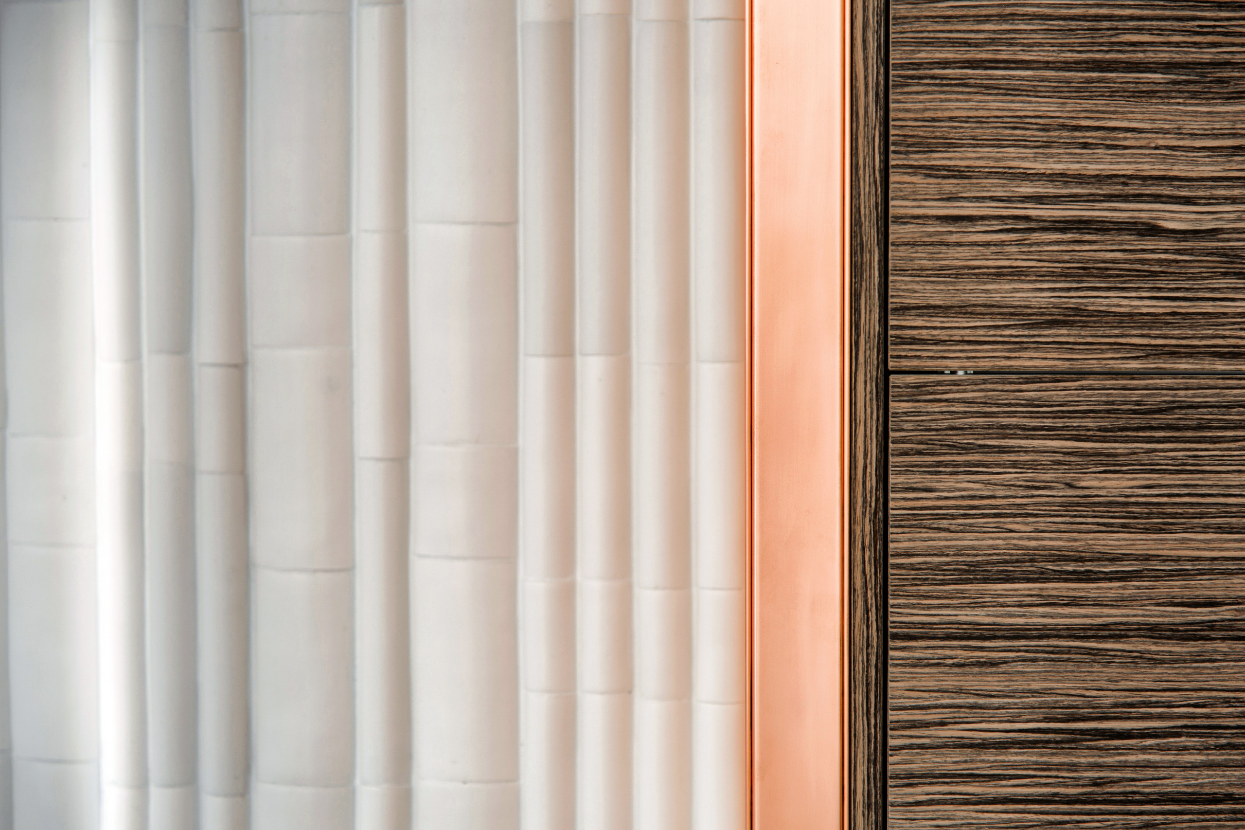 Houzz тур: Квартира с фарфоровым «ядром»