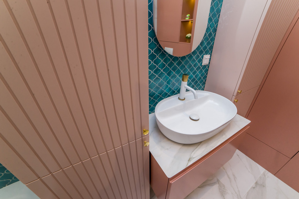 Яркая ванная