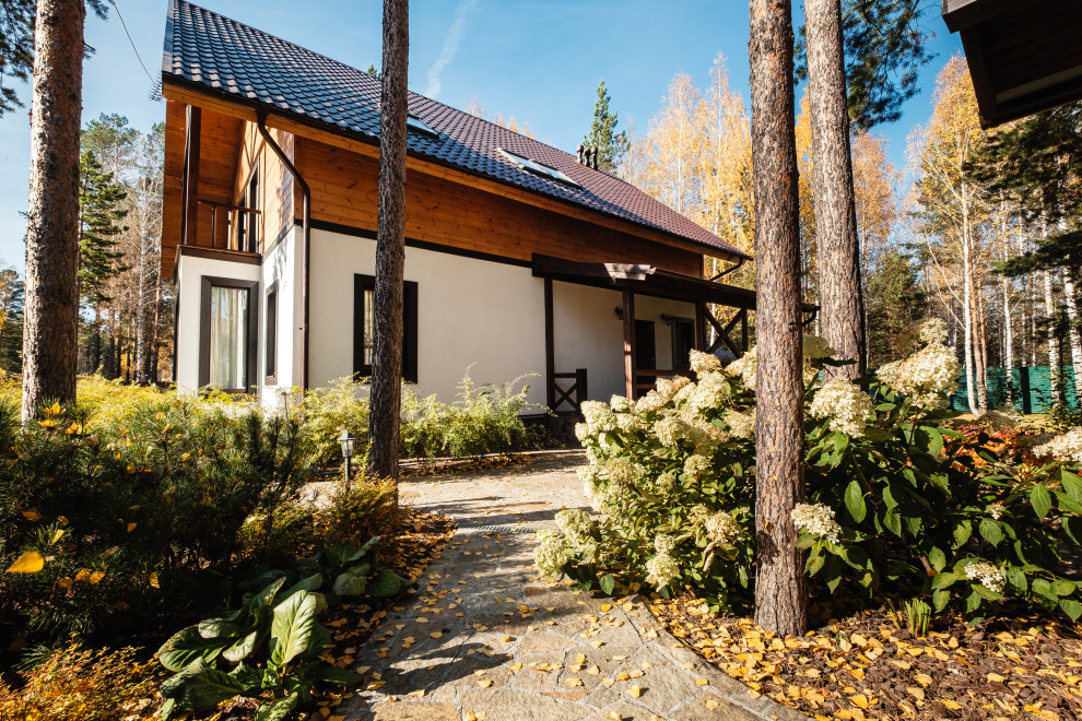 У леса на опушке