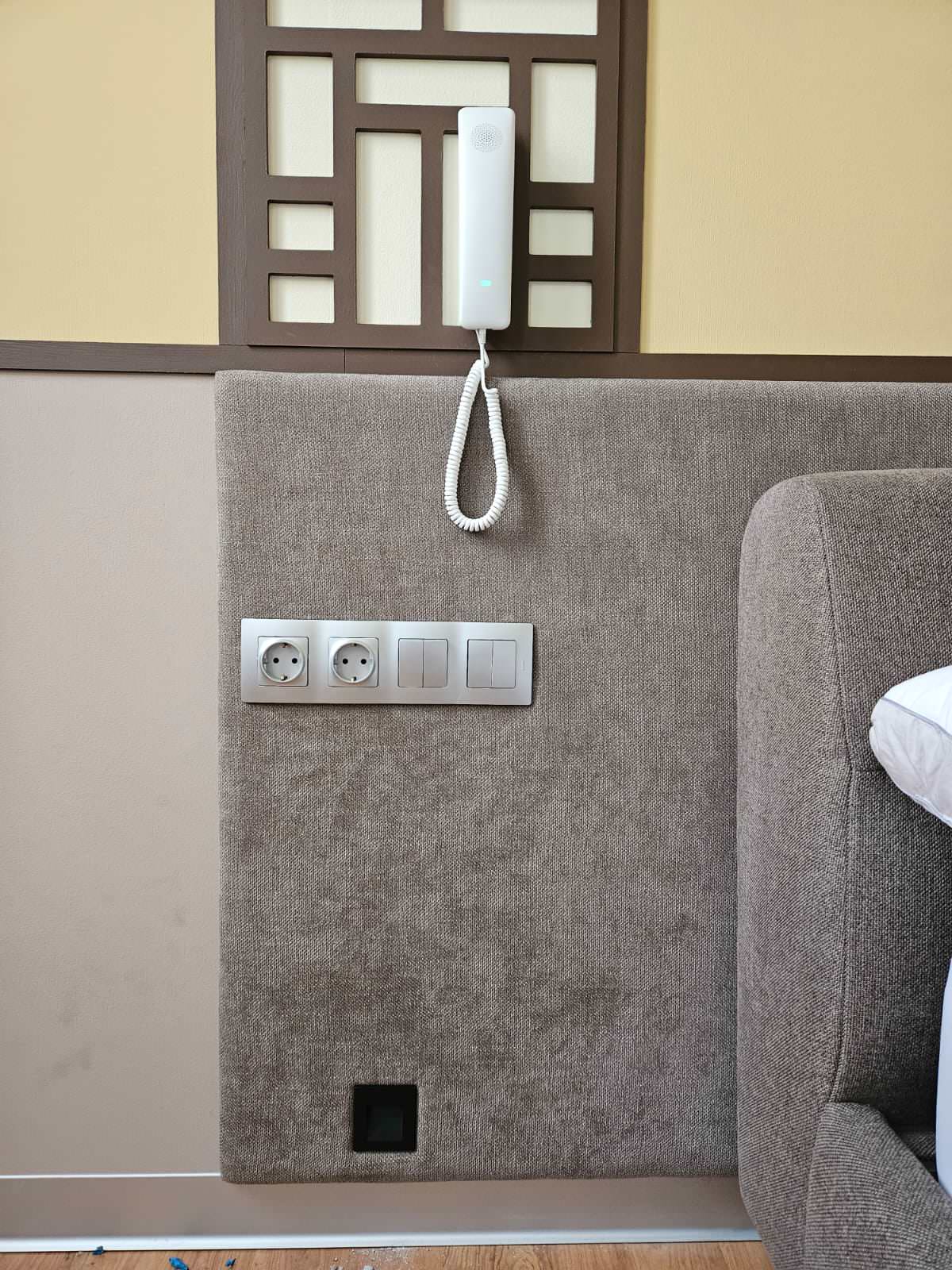 Кровати, стеновые панели, мебель 2022