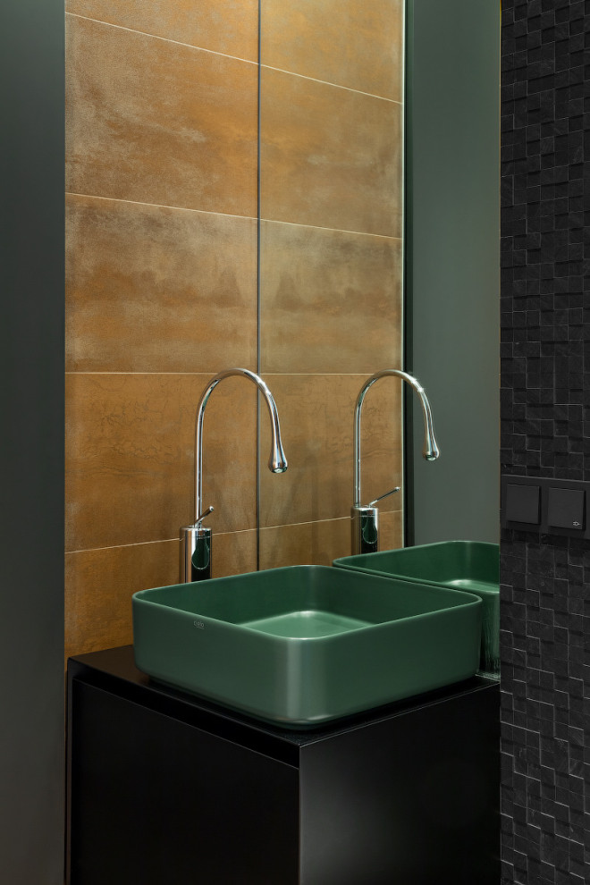 Просто фото: Цветная сантехника — 26 модных идей