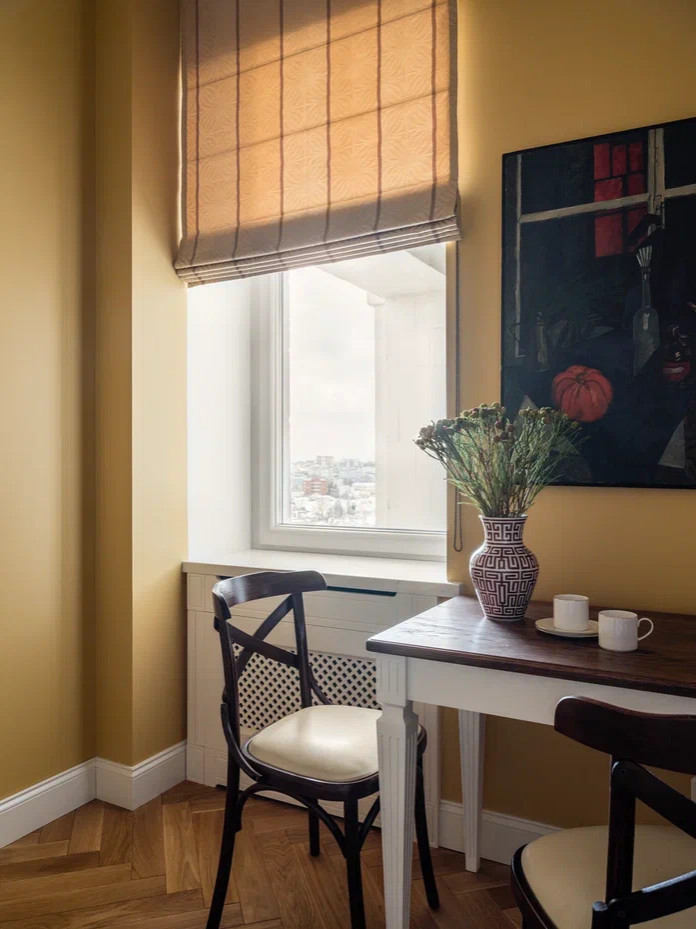 Жизнь на высоте : яркая квартира с видом на Котельническую набережную