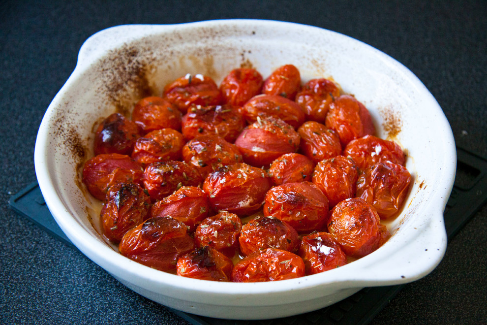 DIY: Пирог-солнце из слоеного теста, сыра и овощей