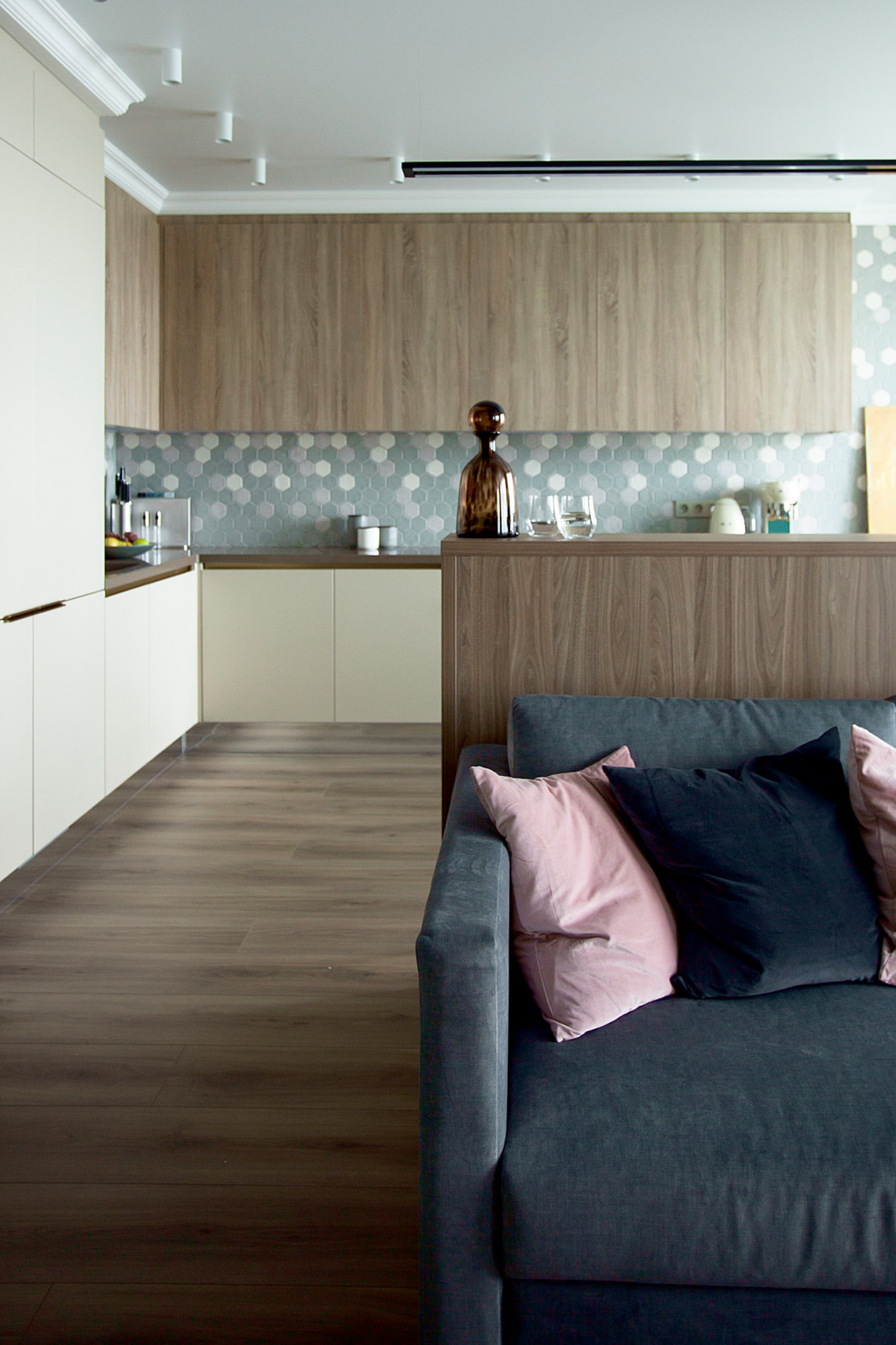 4 кухни за 300–400 тысяч — Канск, Казань, Ростов-на-Дону и Питер