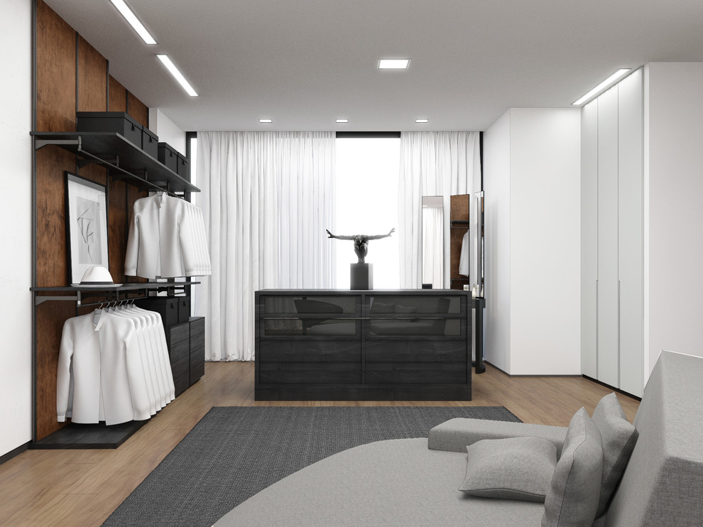 Гардеробная, совмещенная с кабинетом