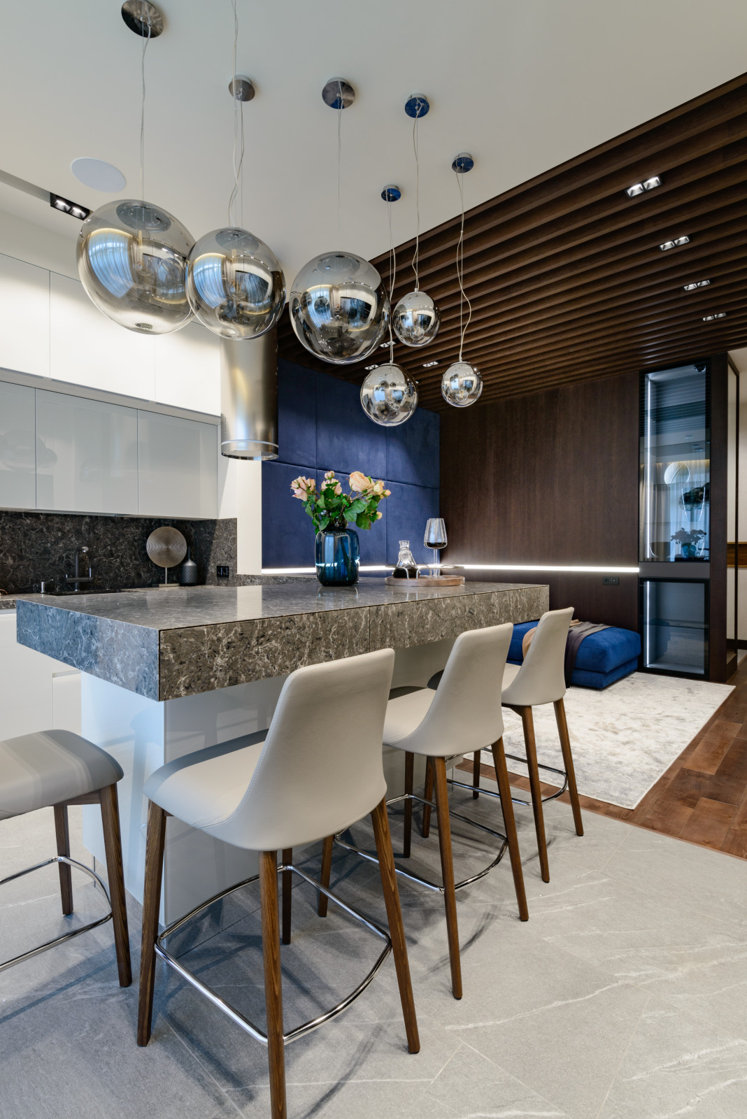 Выбор лучших. Трехкомнатная квартира 125 м.кв.