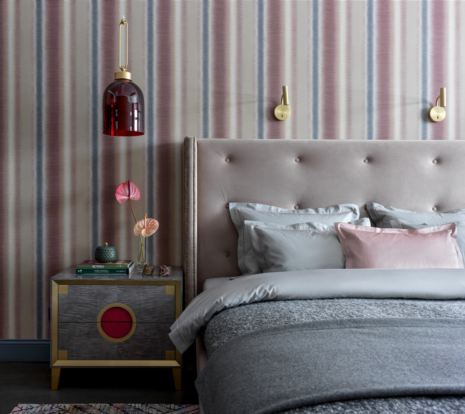 Дом для большой семьи, Графские пруды