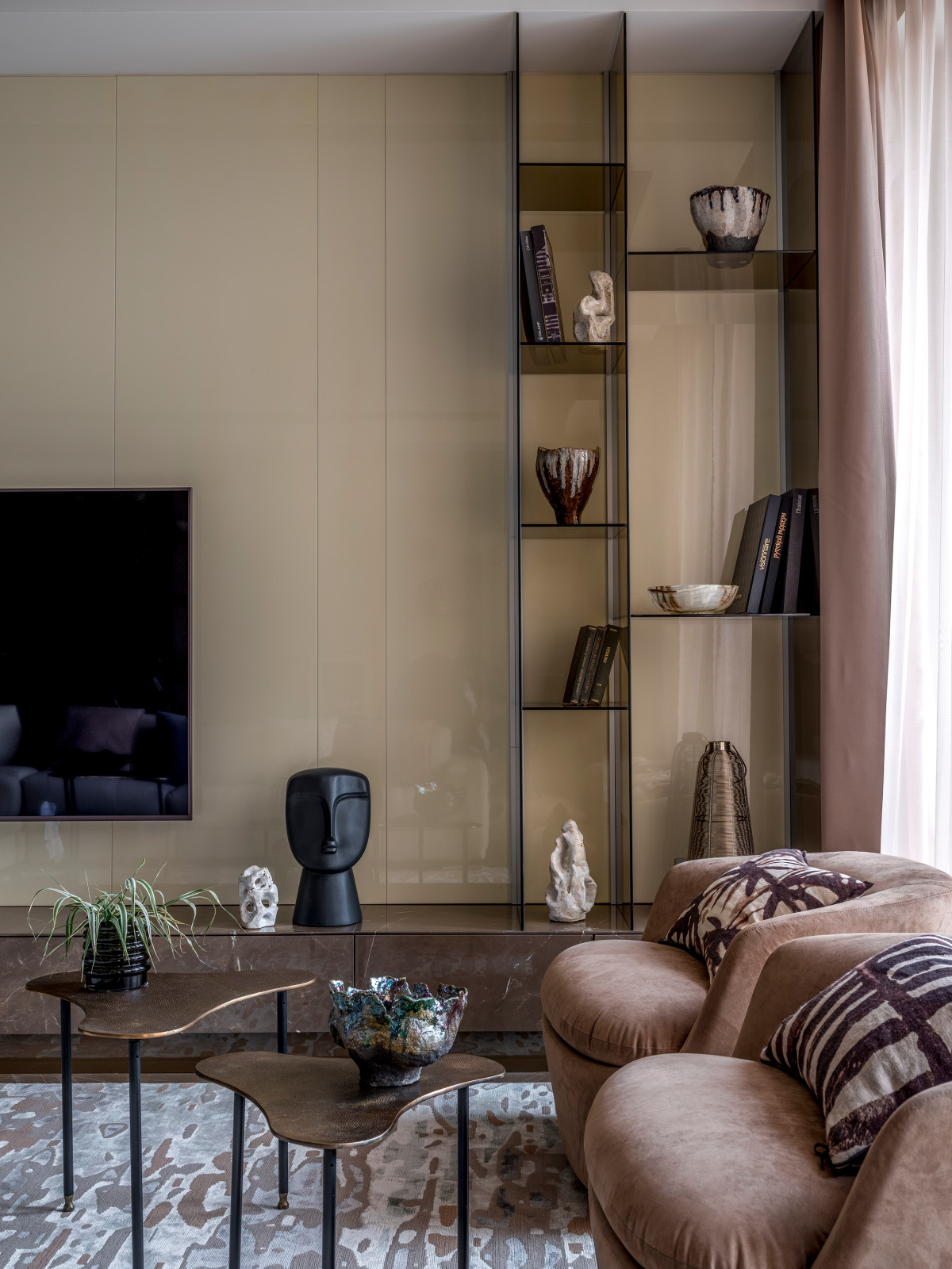 Квартира на Смоленской площади