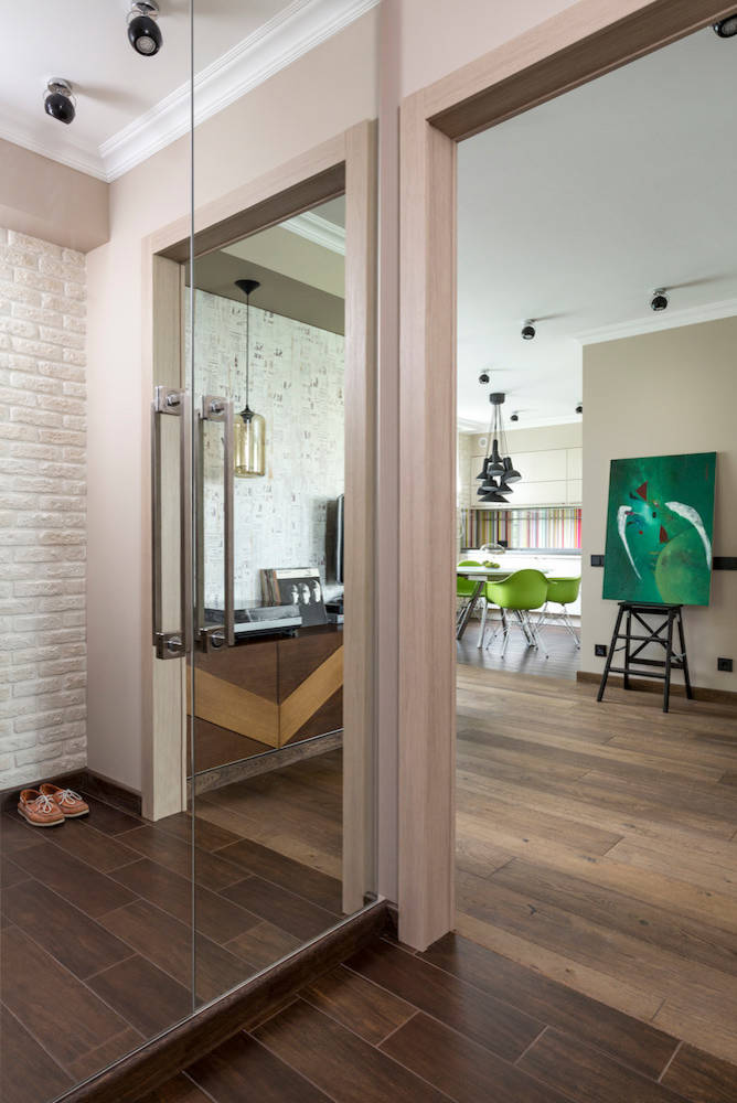 Houzz тур: Яркий лофт с веселыми деталями и придуманным прошлым