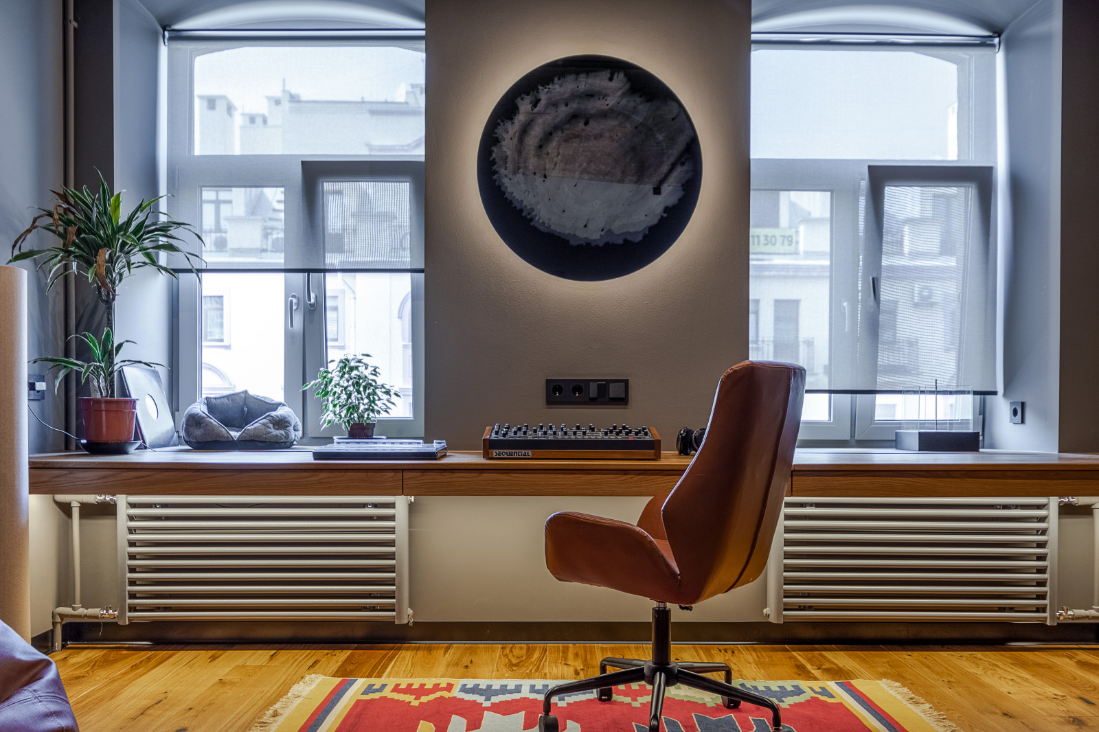 Обложка проекта: Квартира для модного стилиста и диджея