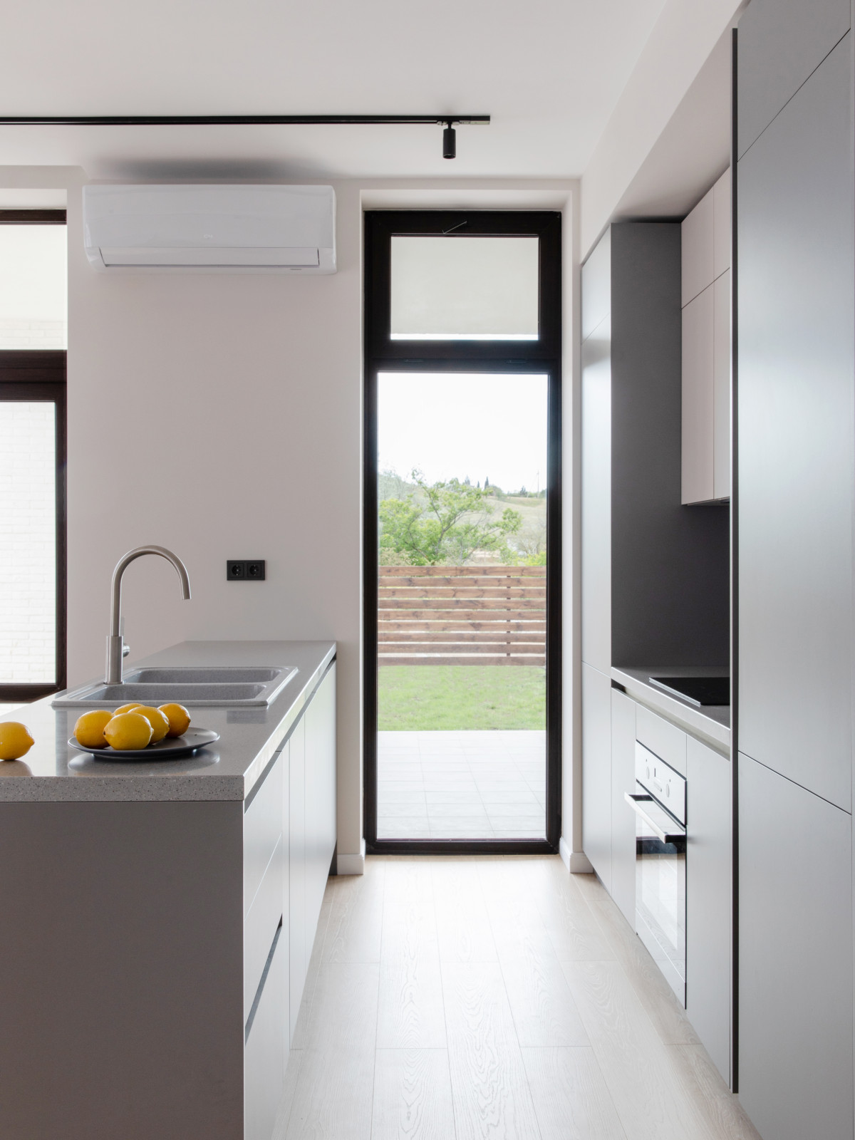 Лето внутри