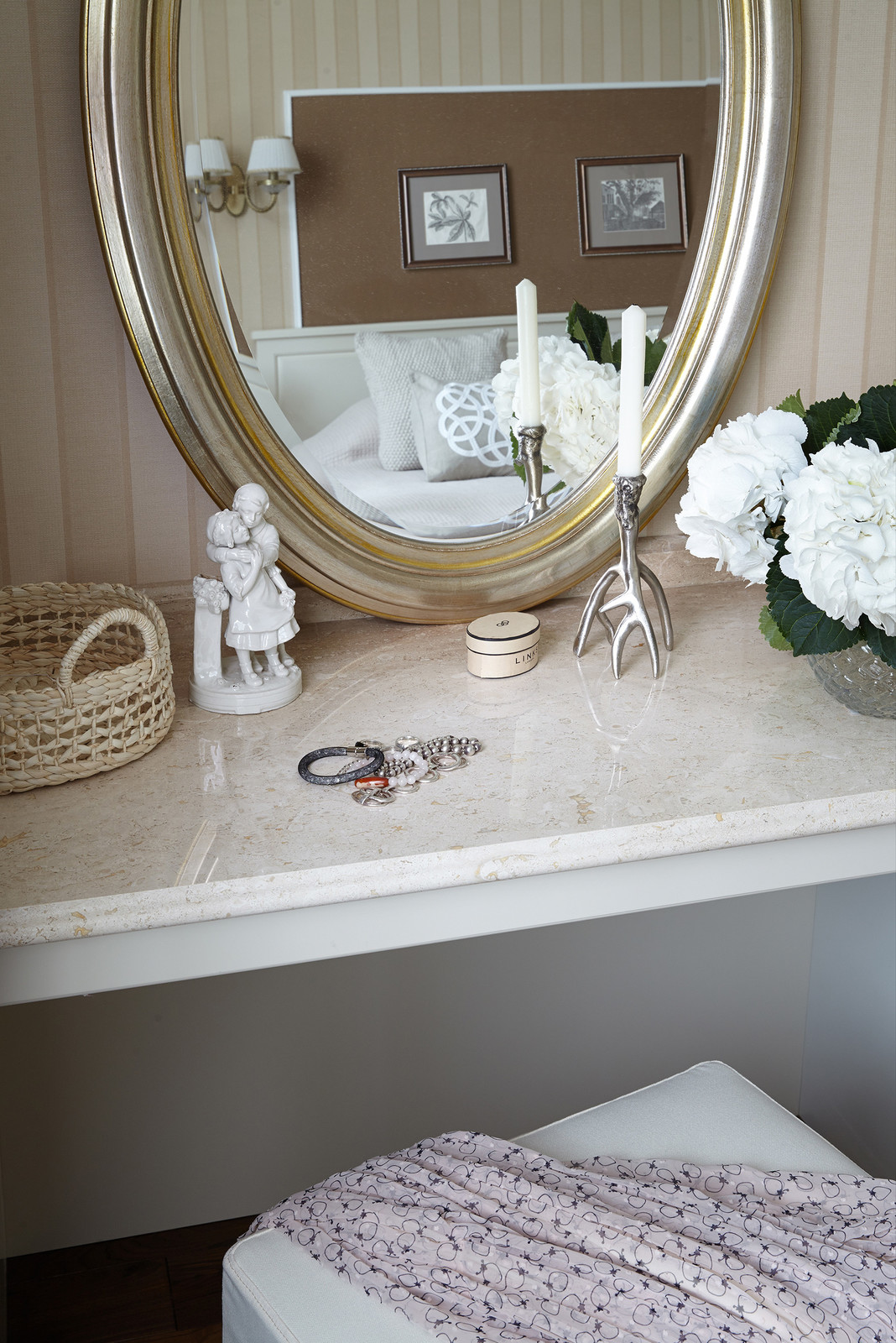 Квартира в стиле "Сталинский ампир", площадь 78 м.кв.