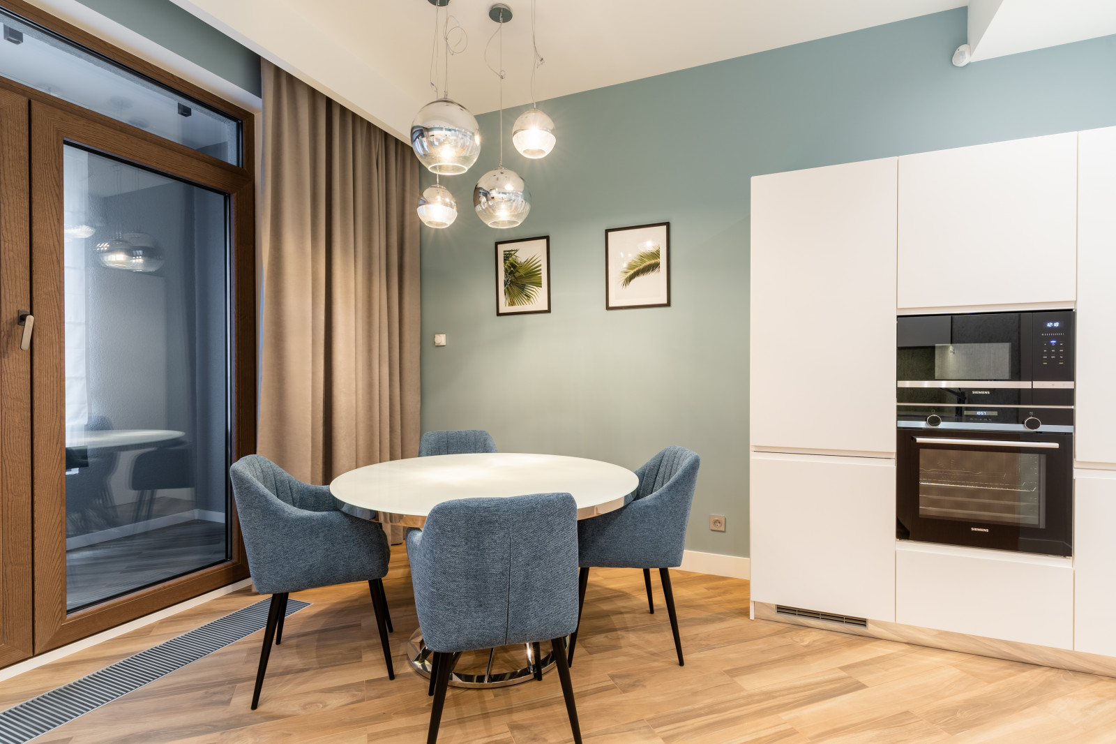 Крестовский для молодой семьи