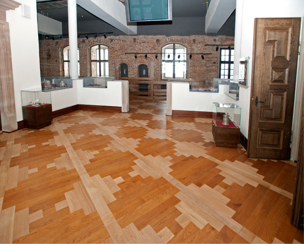 Воссоздание паркетных полов эпохи Радзивиллов в залах Мирского замка