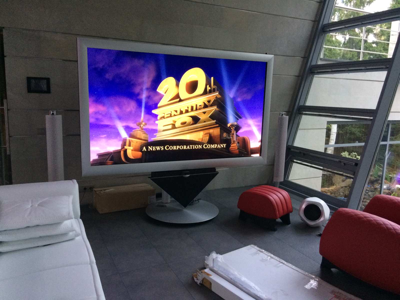 Обложка проекта: Домашний кинотеатр Bang&Olufsen