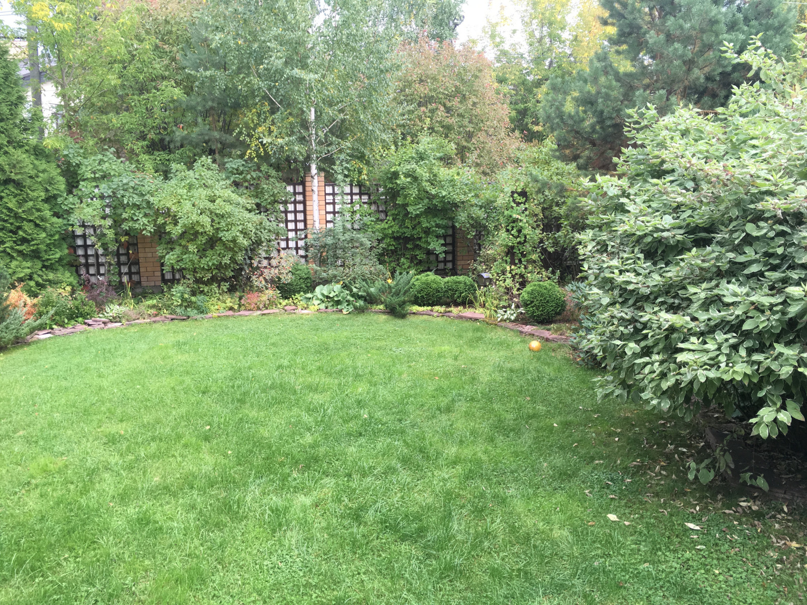 Сад в в Перми в Верхней Курье