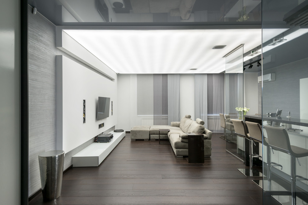 Совпадение интересов..