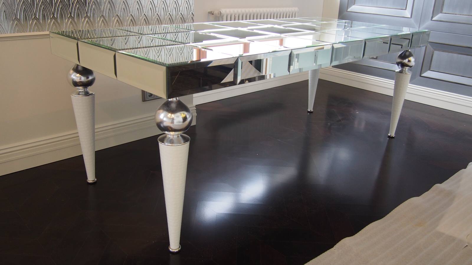 Мебель для дома.