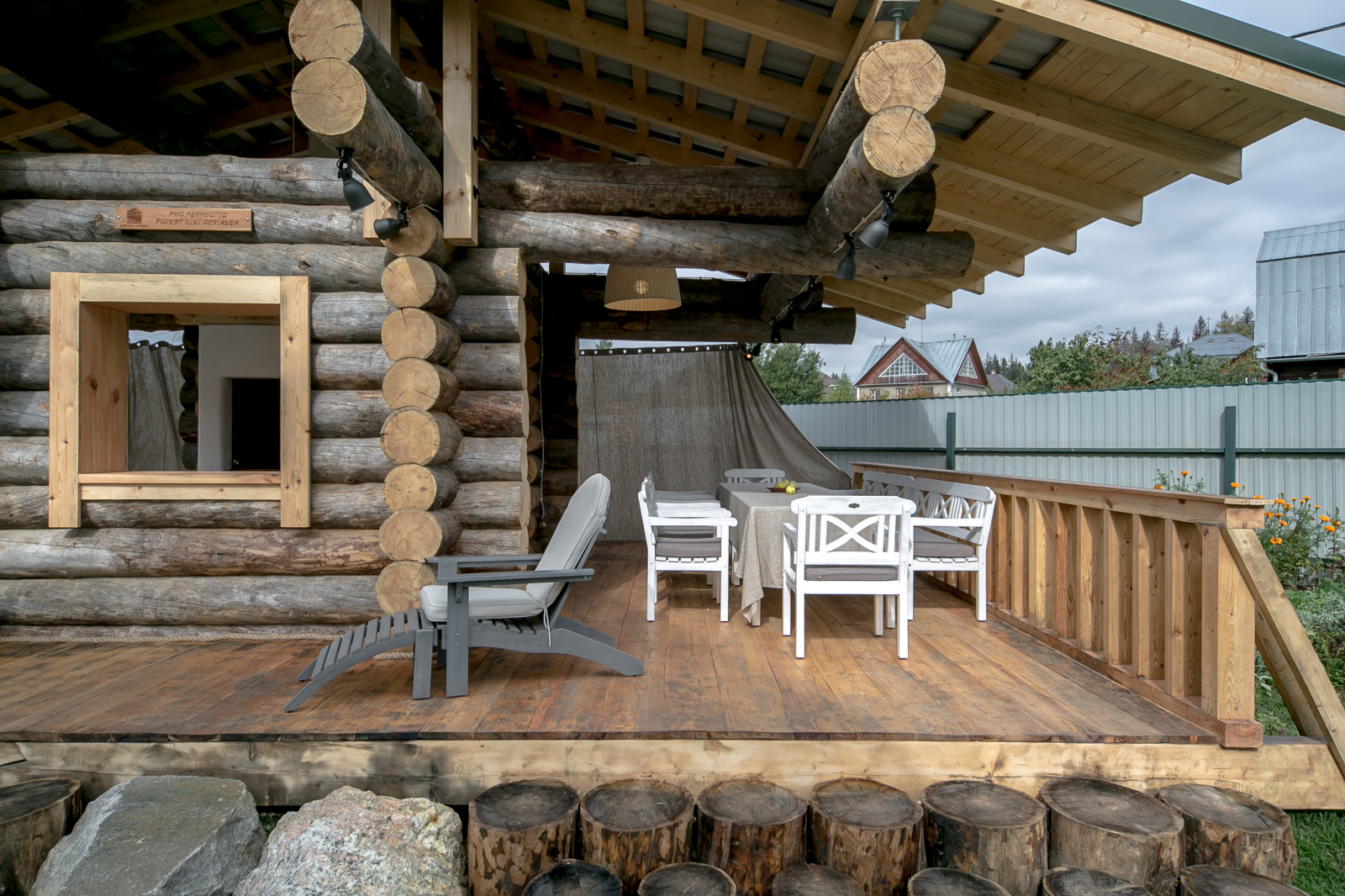 Парящий сруб