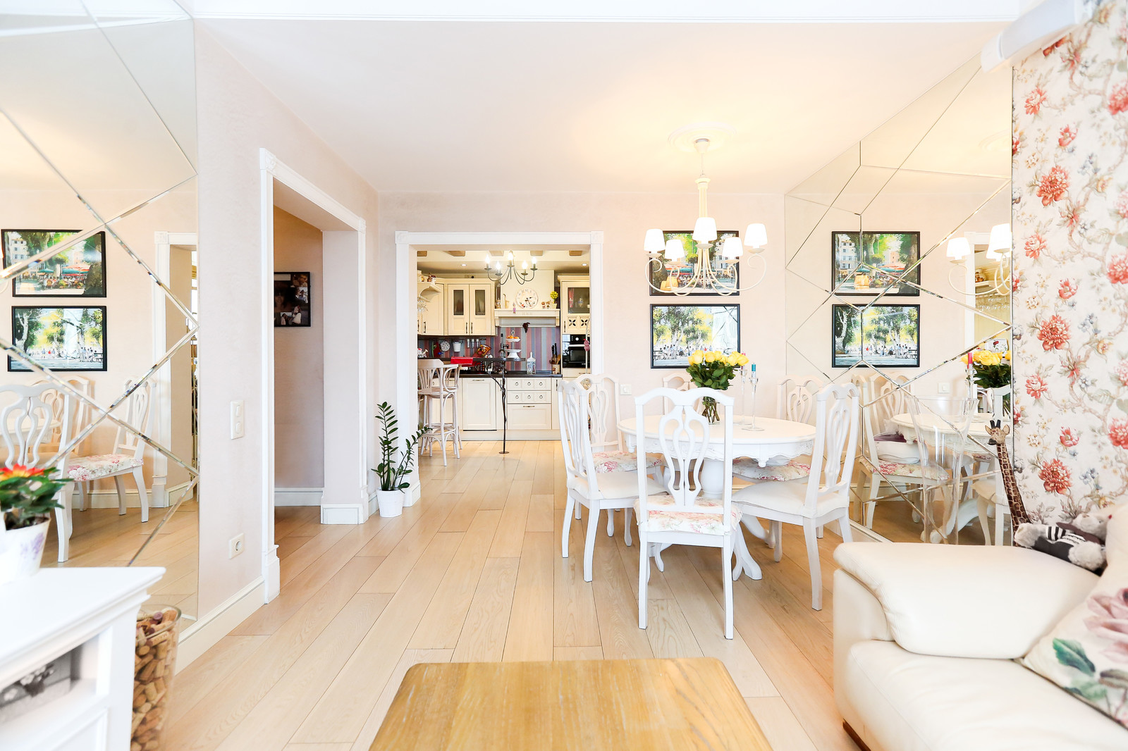 Снова Французский прованс, спустя 3 года после сдачи объекта