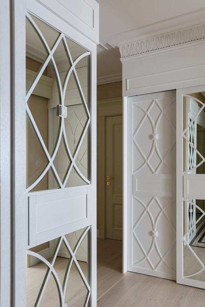 С видом на Неву