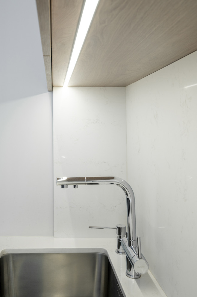 Кухня в современном стиле