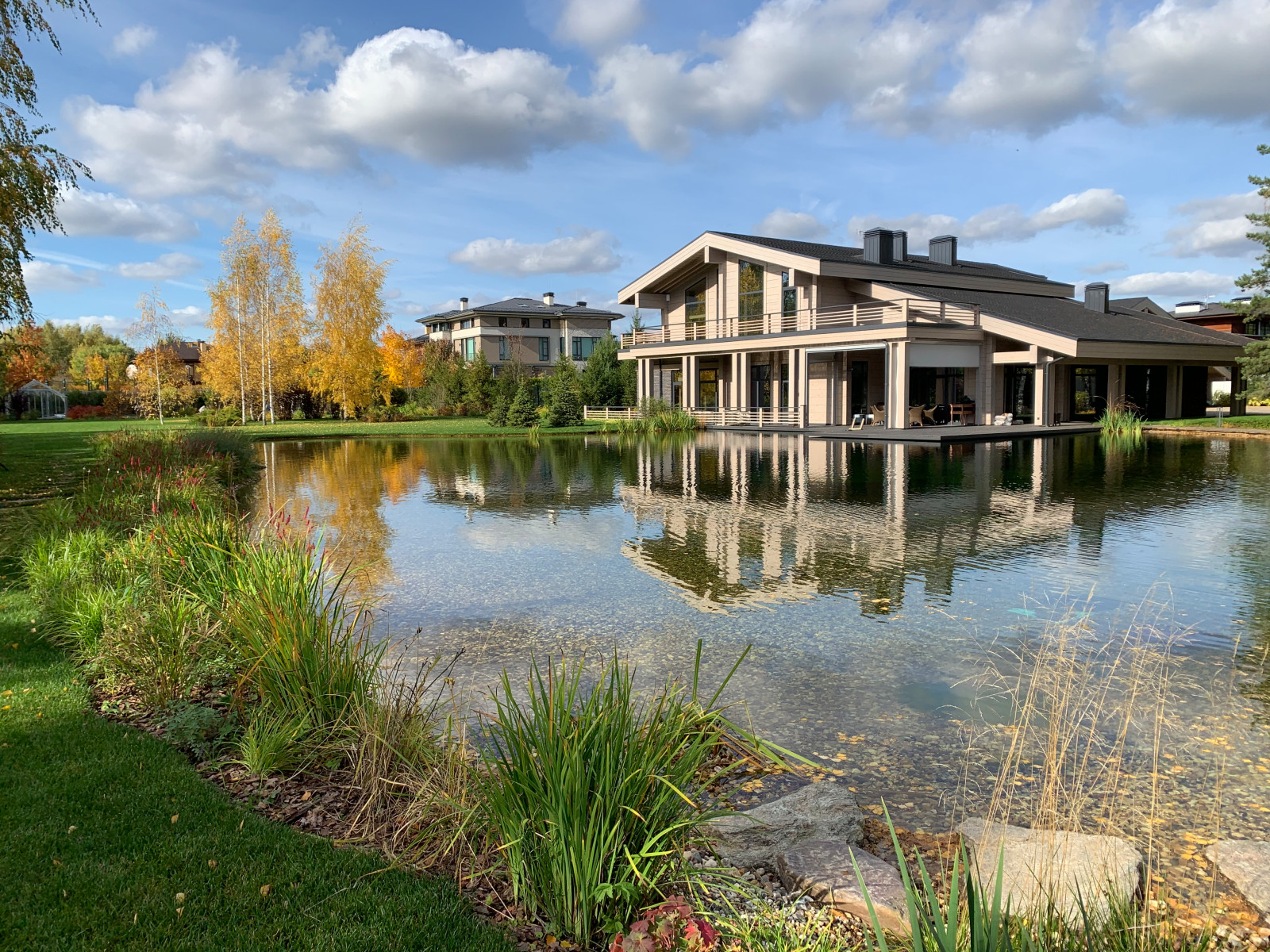 Проект сада с водоемом