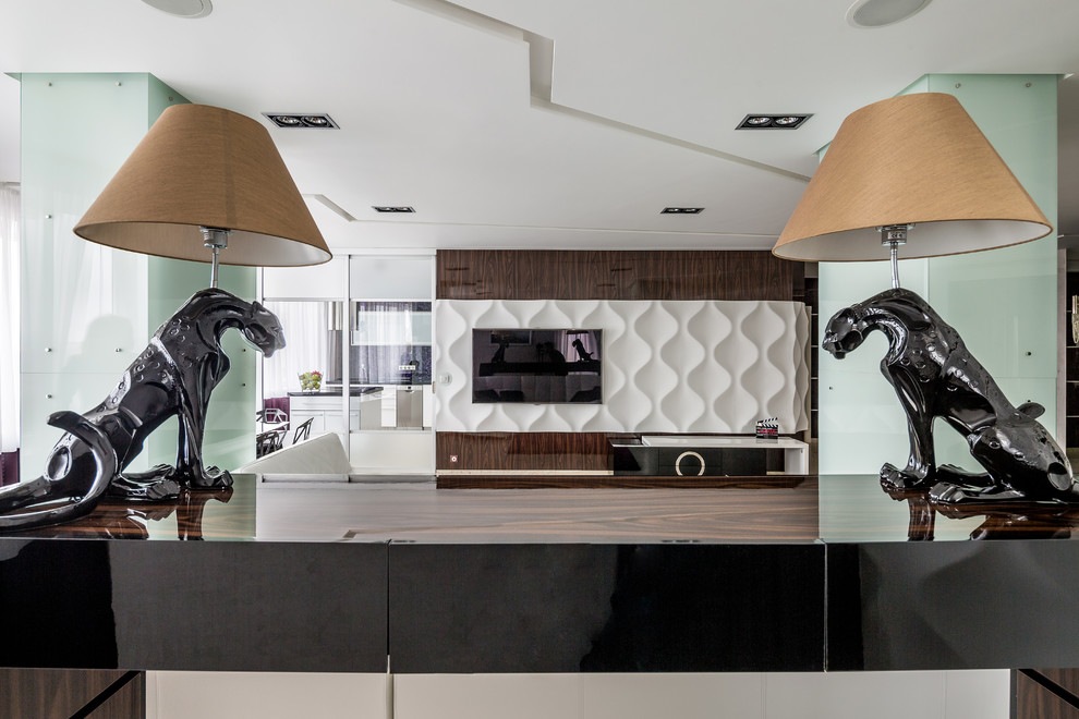 ЗАЗЕРКАЛЬЕ