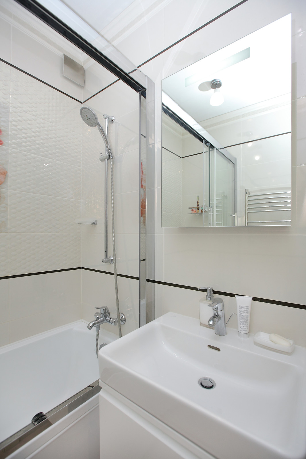 Обложка проекта: Ванная комната и с/узел в ЖК Эдельвейс