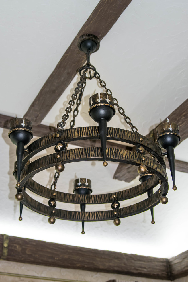 Крытая терраса с мангальной зоной в скандинавском стиле.