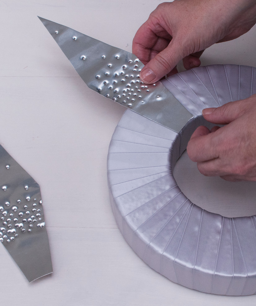 Своими руками: Сверкающий рождественский венок в виде звезды