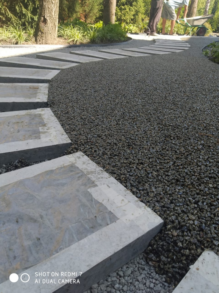 В работе 2022 и старше