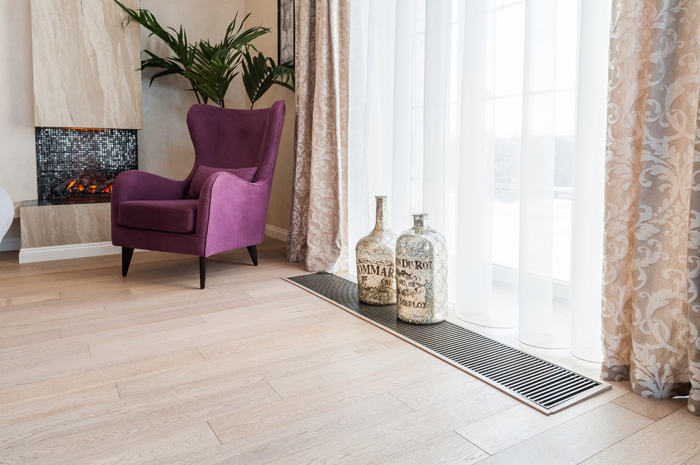 Загородный дом с розовой столовой